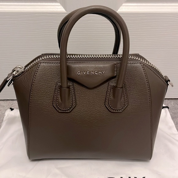 Authentic Givenchy Antigona Mini Bag Heather Grey - Picture 3 of 9
